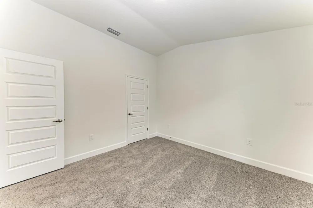 2680 AVERLAND LOOP North Port, FL 34287