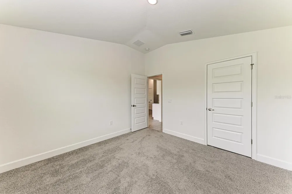 2680 AVERLAND LOOP North Port, FL 34287