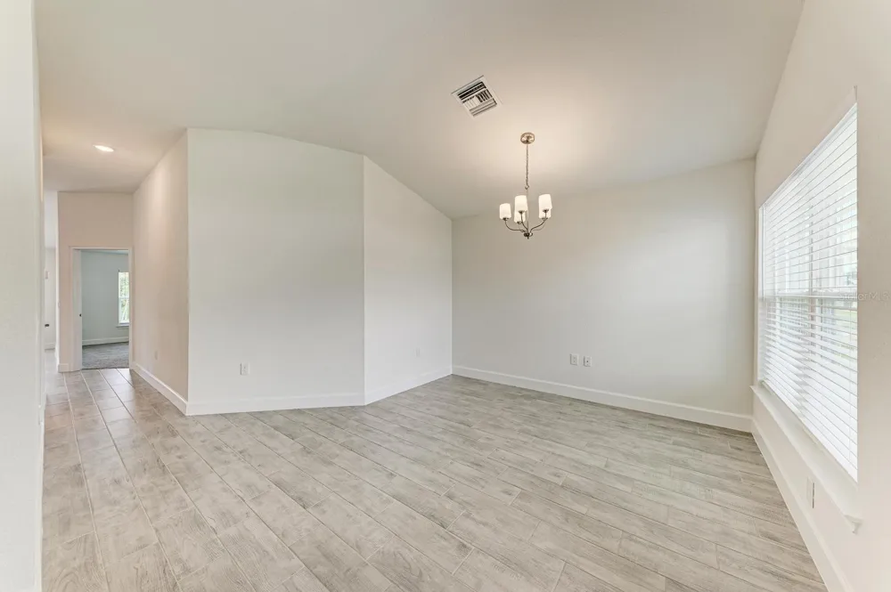 2680 AVERLAND LOOP North Port, FL 34287