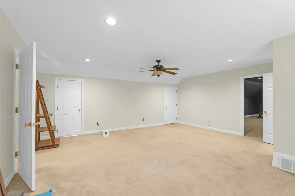 10065 E Country Way Dr Cordova, TN 38018