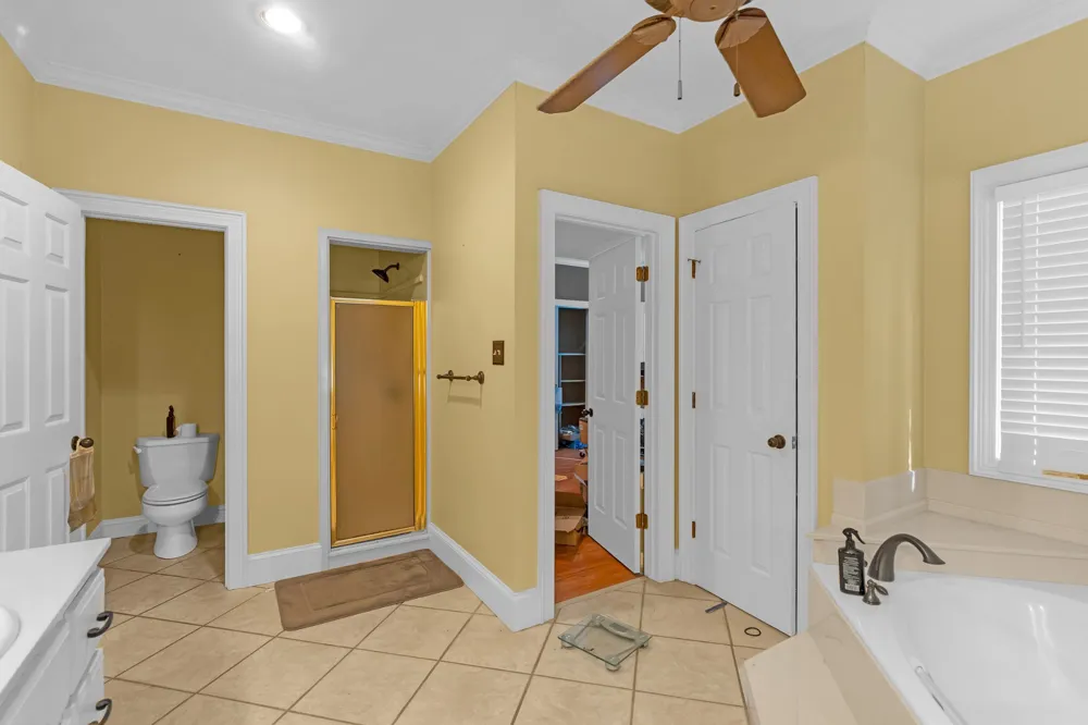 10065 E Country Way Dr Cordova, TN 38018