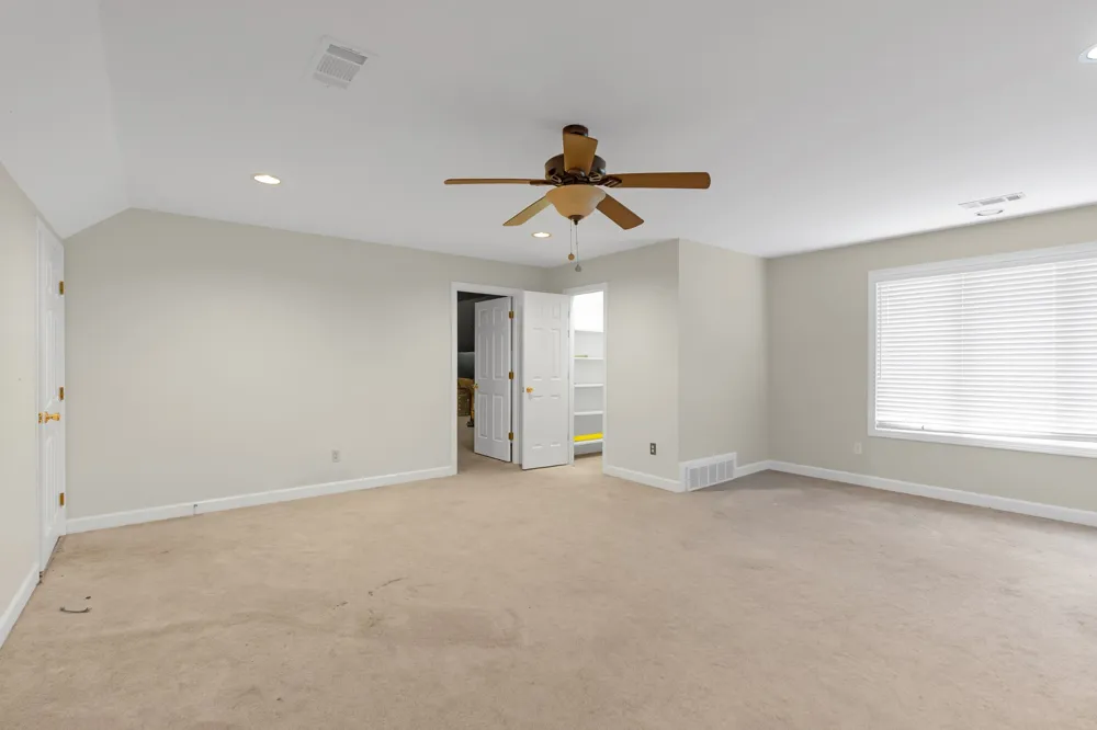 10065 E Country Way Dr Cordova, TN 38018