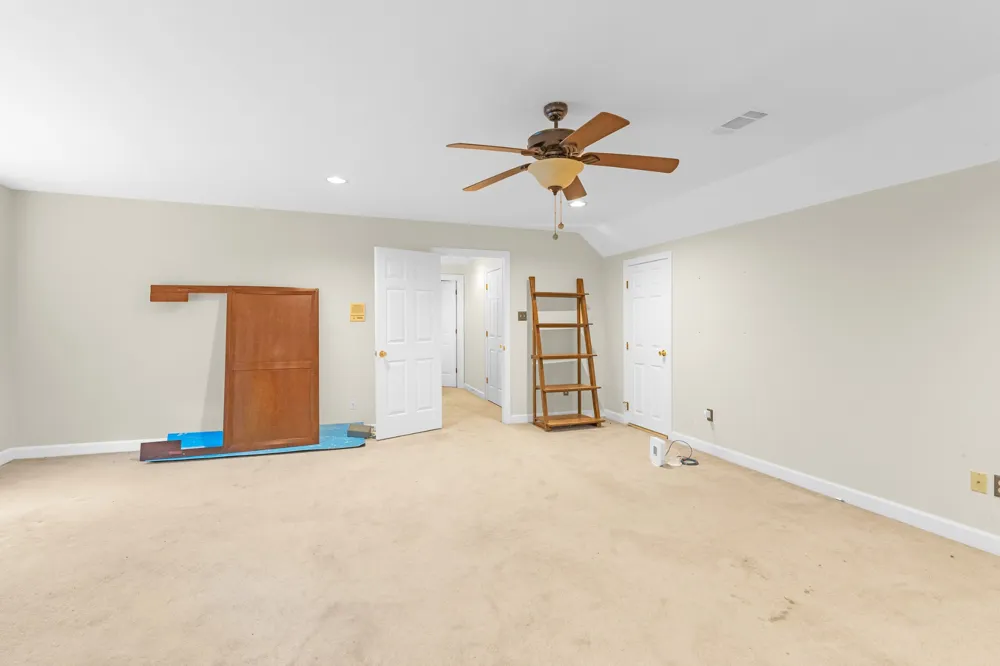10065 E Country Way Dr Cordova, TN 38018