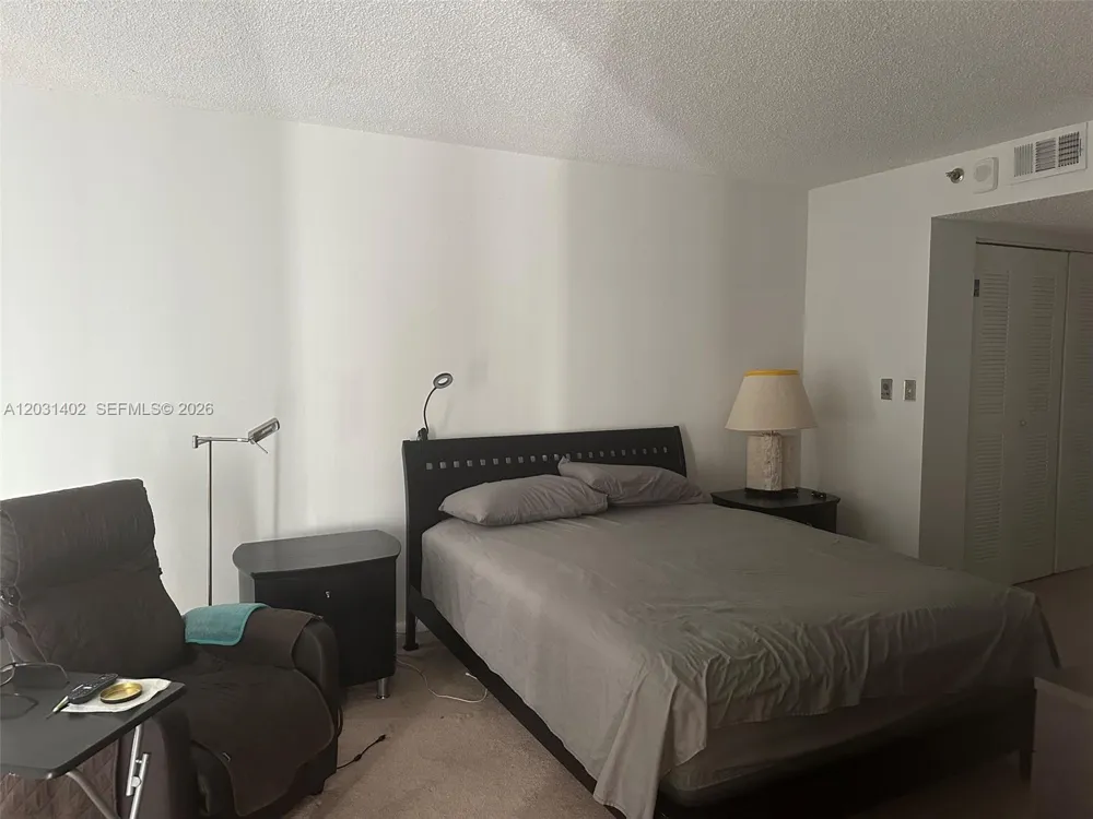 7601 E Treasure Dr #610 North Bay Village, FL 33141