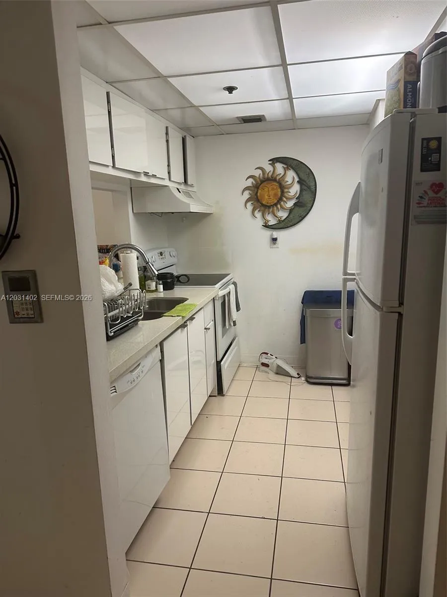 7601 E Treasure Dr #610 North Bay Village, FL 33141