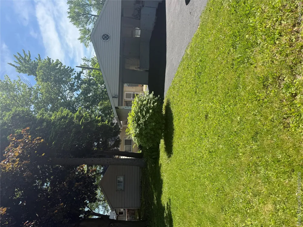 933 Myrtle Avenue Waterford Charter Township, MI 48328