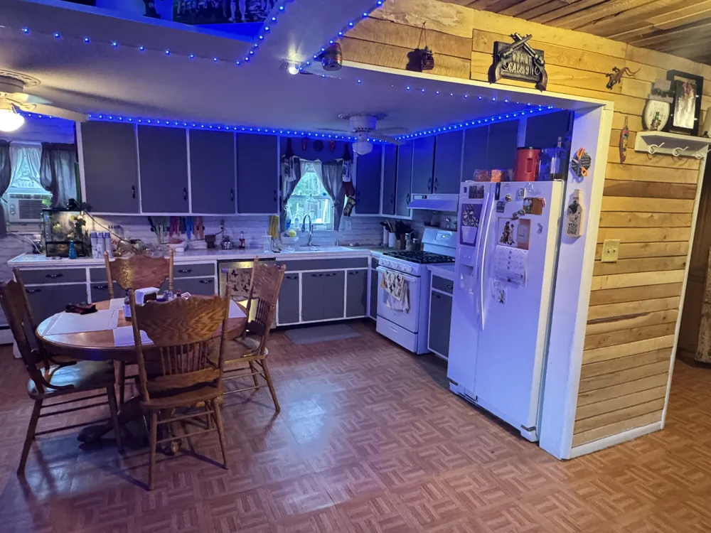 19030 W Almy Road Reynolds Township, MI 49329