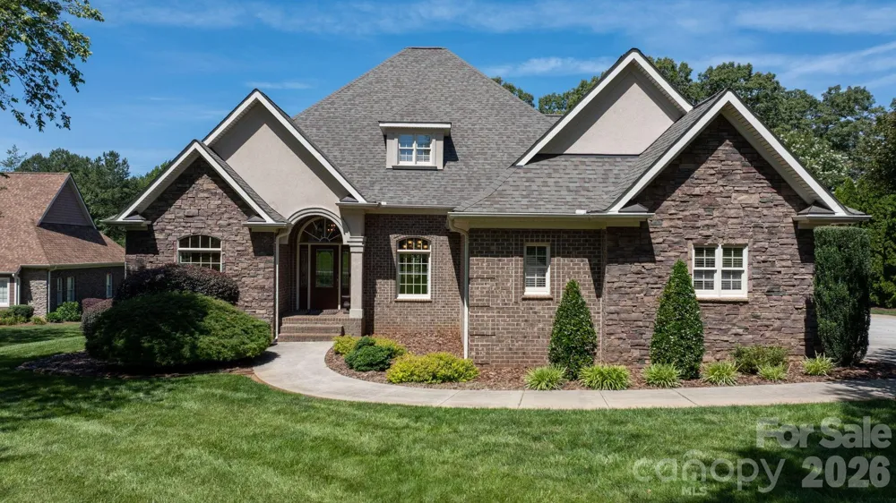 1055 Catawba Greens Drive Newton, NC 28658