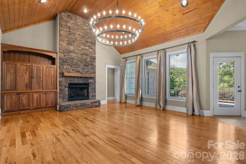 1055 Catawba Greens Drive Newton, NC 28658