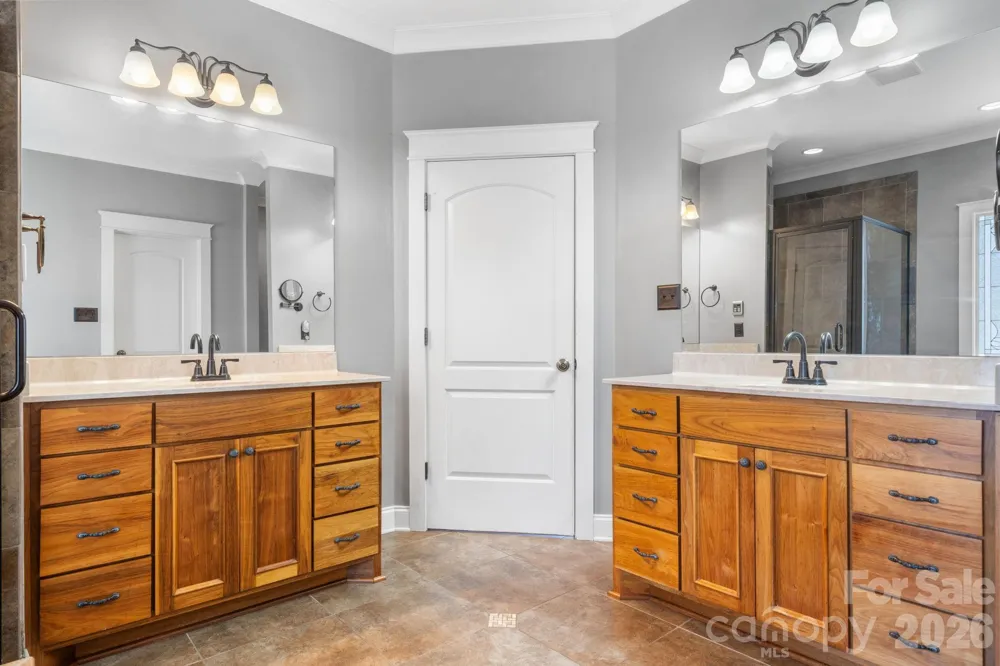 1055 Catawba Greens Drive Newton, NC 28658