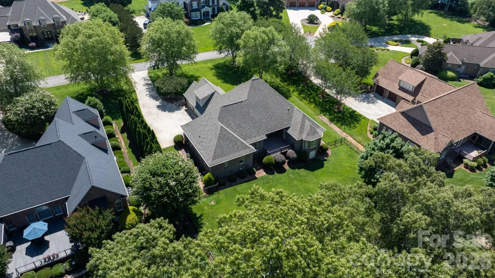 1055 Catawba Greens Drive Newton, NC 28658