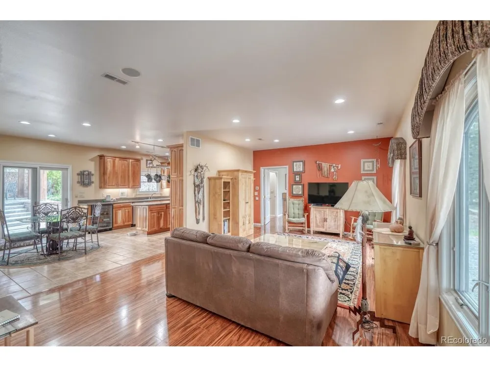 796 Knickerbocker Road Westcliffe, CO 81252