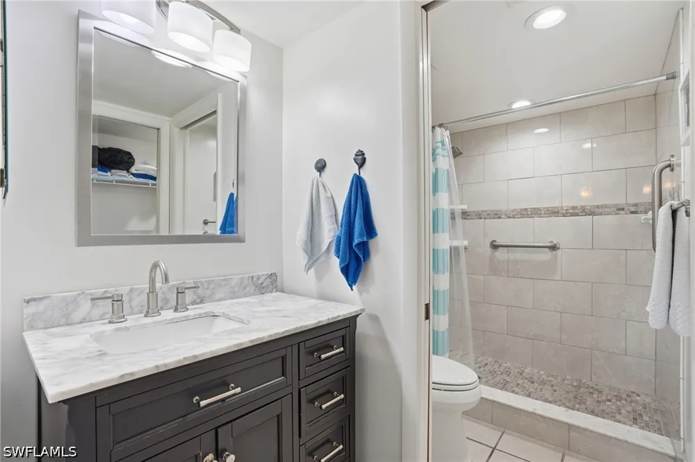 Trailwinds Drive #411 Fort Myers, FL 33907