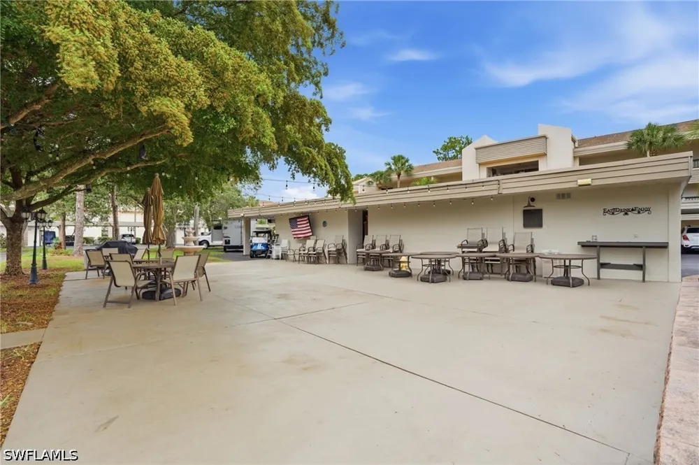 Trailwinds Drive #411 Fort Myers, FL 33907