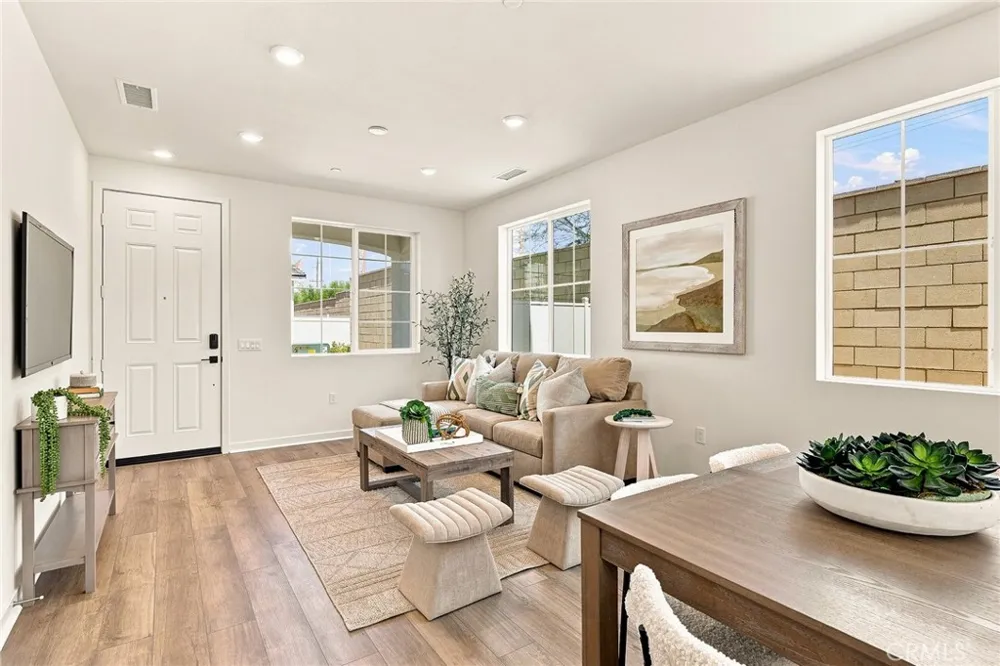 33535 Mission Trail #64 Lake Elsinore, CA 92530