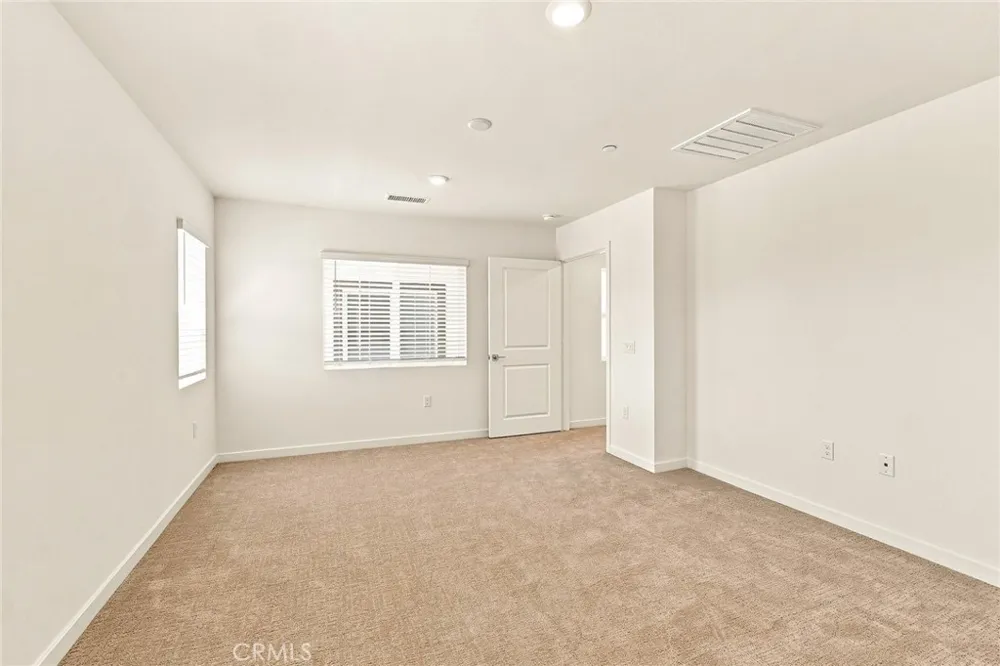 33535 Mission Trail #64 Lake Elsinore, CA 92530