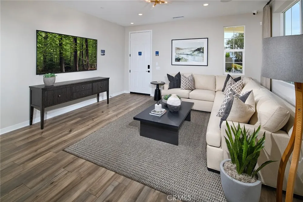33535 Mission Trail #61 Lake Elsinore, CA 92530