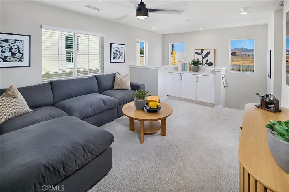 33535 Mission Trail #61 Lake Elsinore, CA 92530