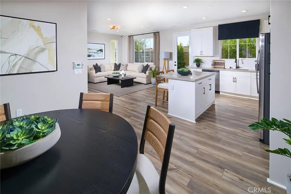 33535 Mission Trail #61 Lake Elsinore, CA 92530
