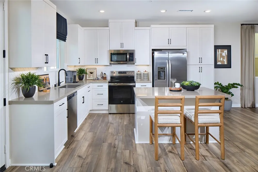 33535 Mission Trail #61 Lake Elsinore, CA 92530