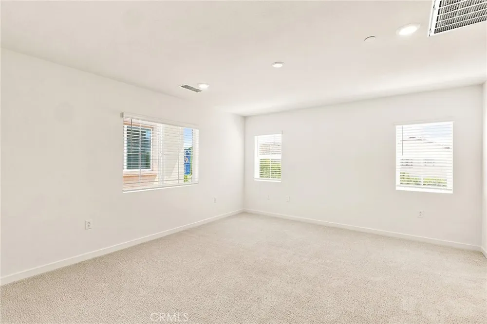 33535 Mission Trail #61 Lake Elsinore, CA 92530