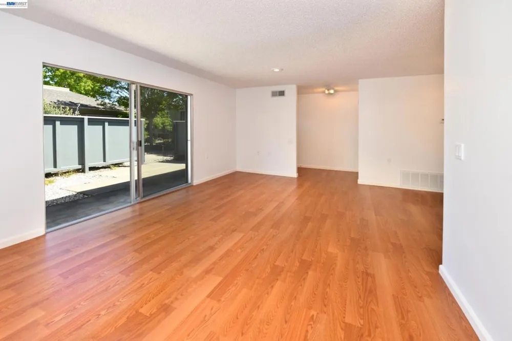 2201 Pine Knoll Dr #3 Walnut Creek, CA 94595