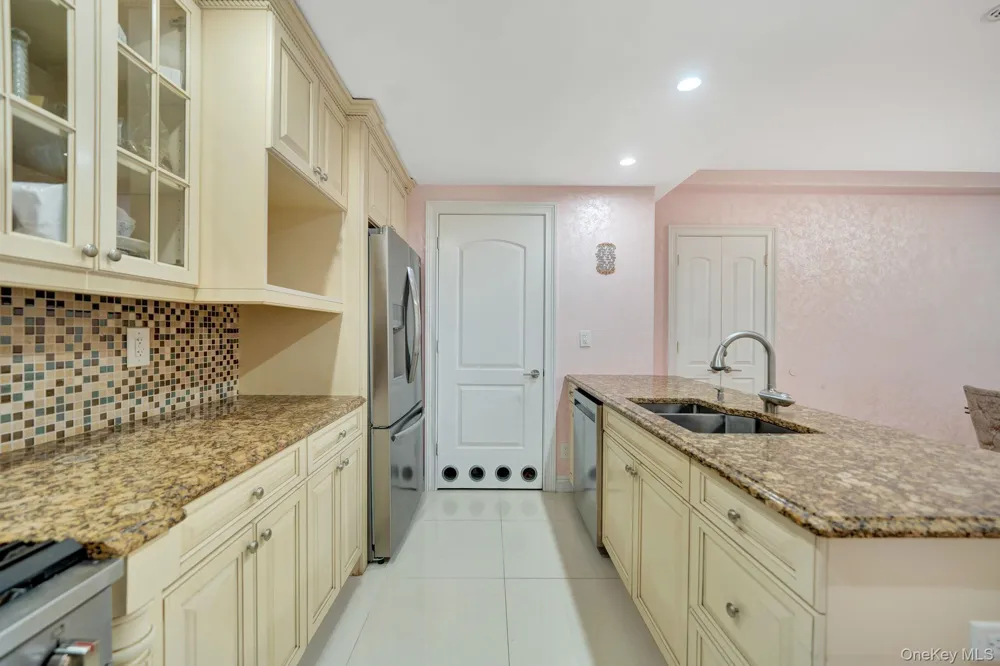 63-36 99th Street #3K Rego Park, NY 11374