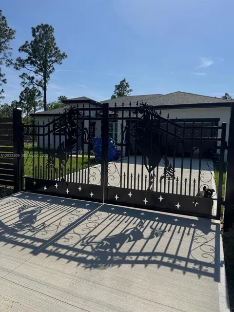 1398 SW Breezy Point Drive