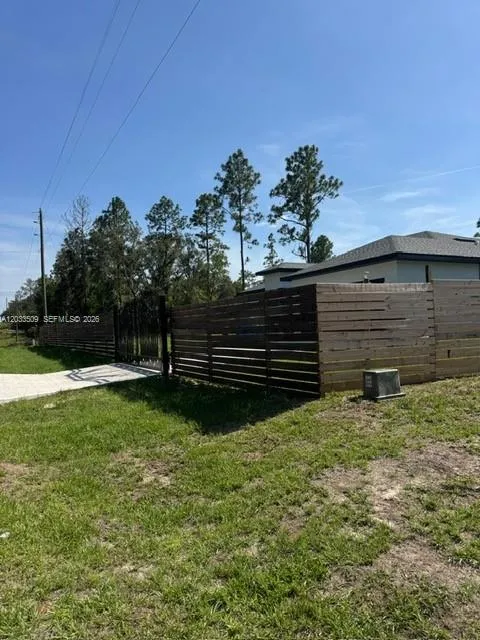 1398 SW Breezy Point Drive ocala, FL 34431