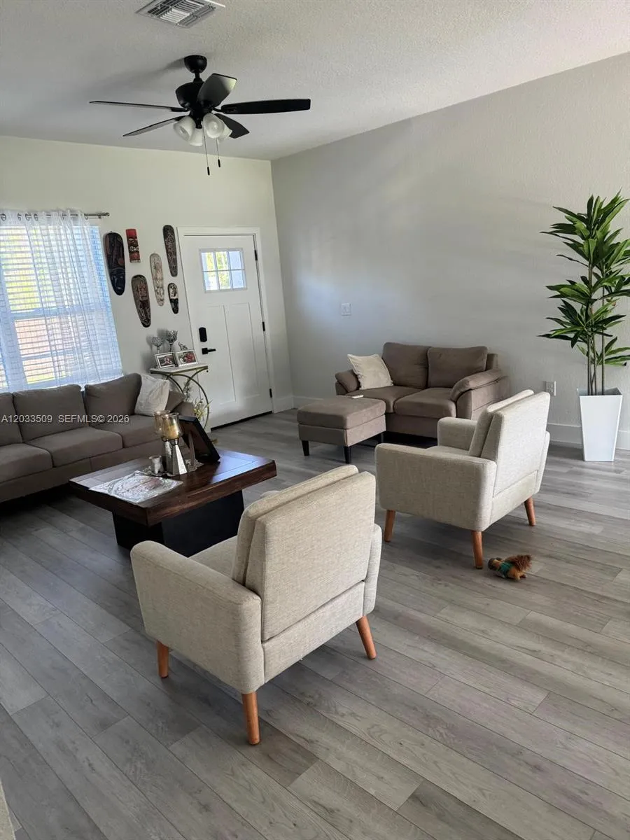 1398 SW Breezy Point Drive ocala, FL 34431