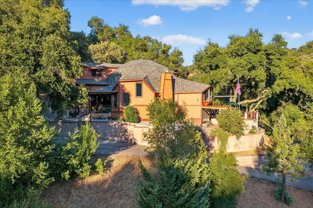 5224 Twin Falls Road Morgan Hill, CA 95037
