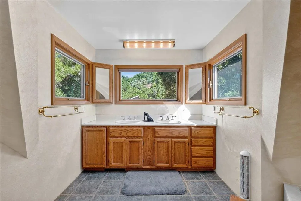 5224 Twin Falls Road Morgan Hill, CA 95037