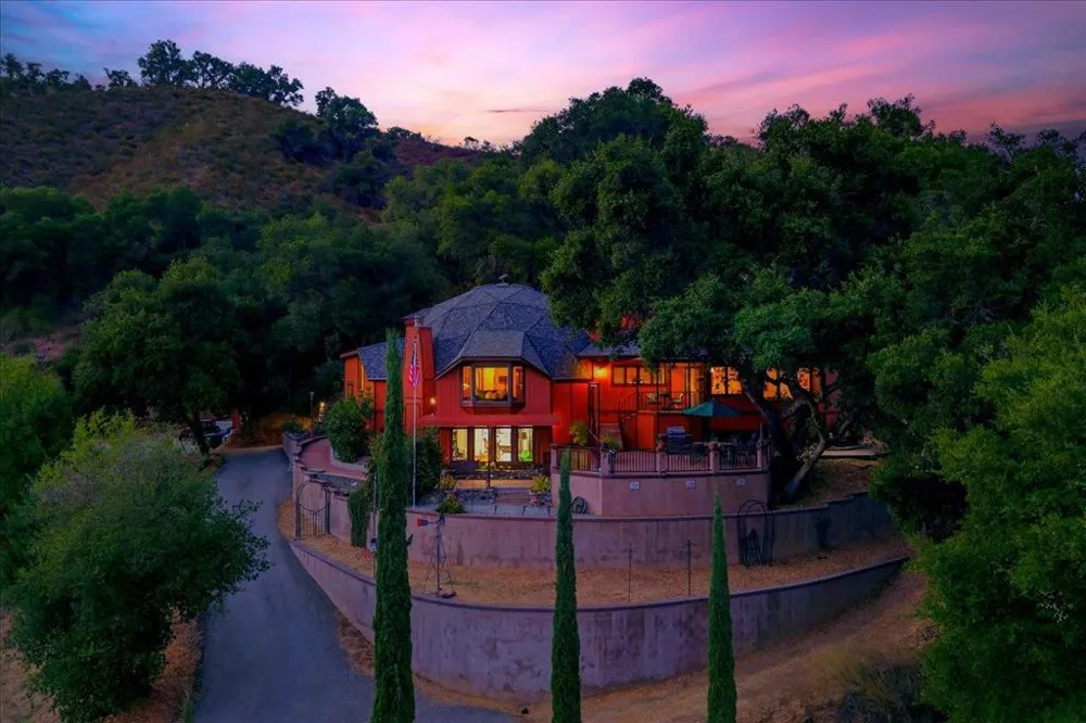 5224 Twin Falls Road Morgan Hill, CA 95037