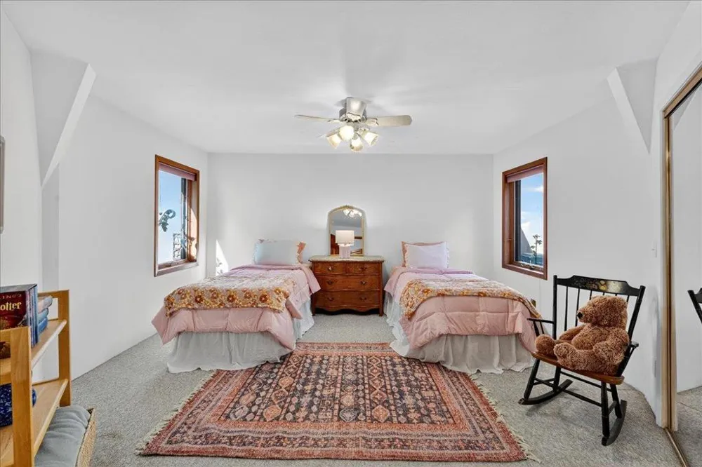 5224 Twin Falls Road Morgan Hill, CA 95037