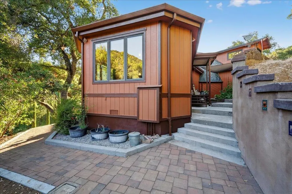 5224 Twin Falls Road Morgan Hill, CA 95037