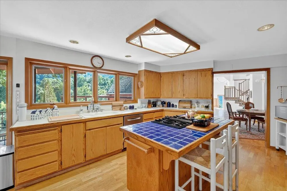 5224 Twin Falls Road Morgan Hill, CA 95037