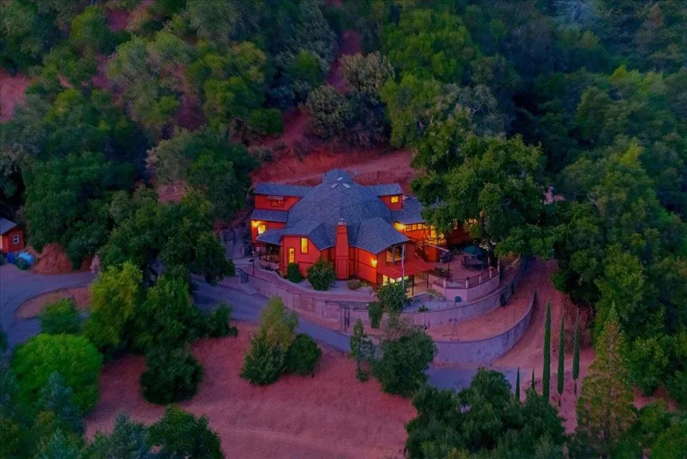 5224 Twin Falls Road Morgan Hill, CA 95037