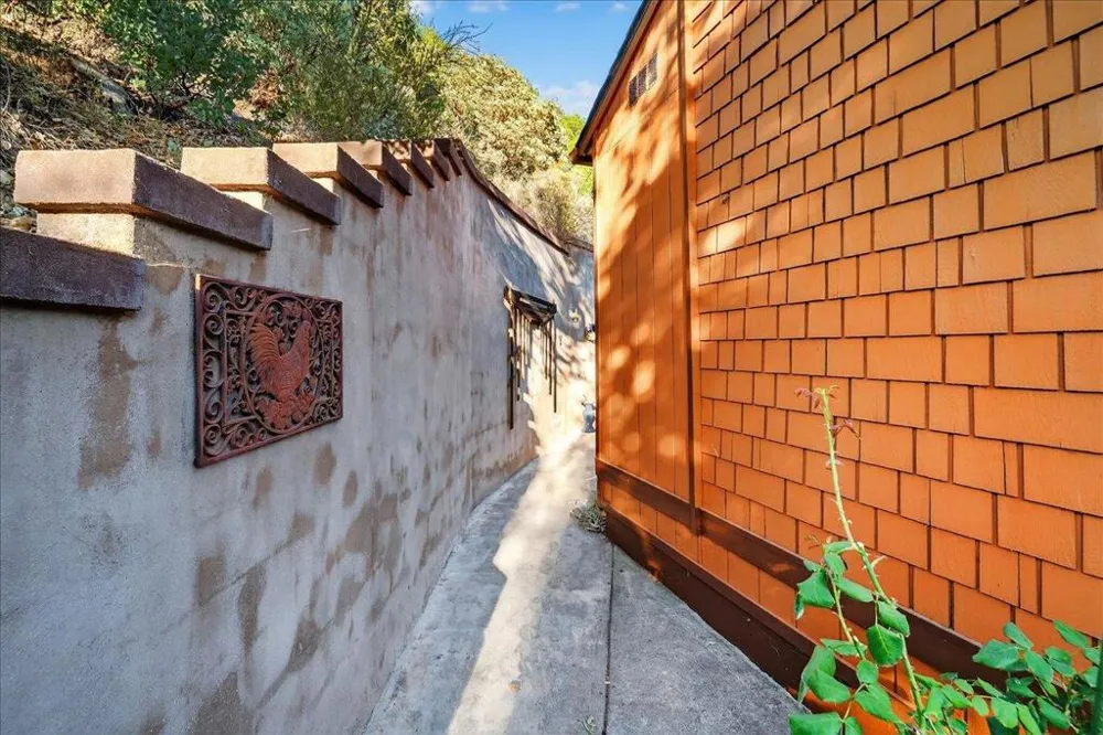5224 Twin Falls Road Morgan Hill, CA 95037