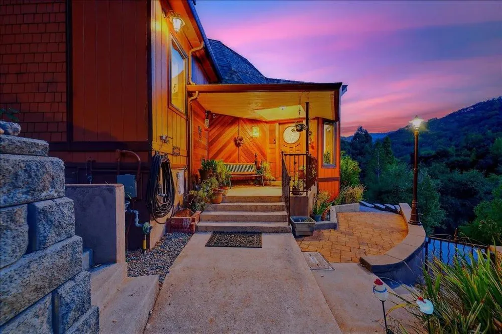 5224 Twin Falls Road Morgan Hill, CA 95037