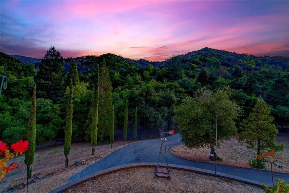 5224 Twin Falls Road Morgan Hill, CA 95037