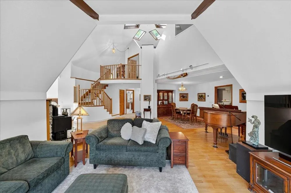 5224 Twin Falls Road Morgan Hill, CA 95037