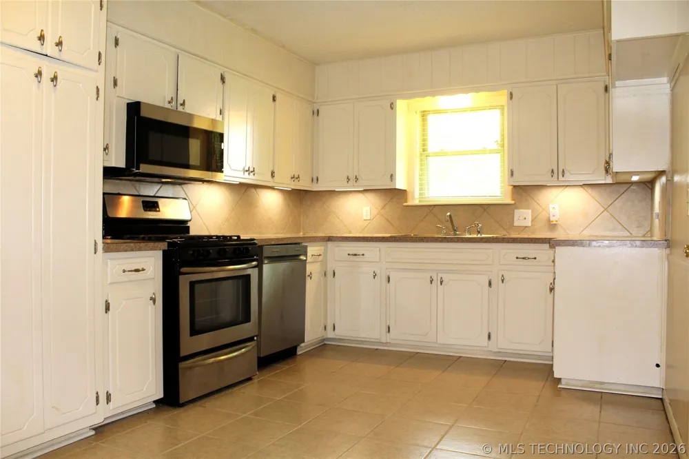 856 Sterret Road Calera, OK 74730