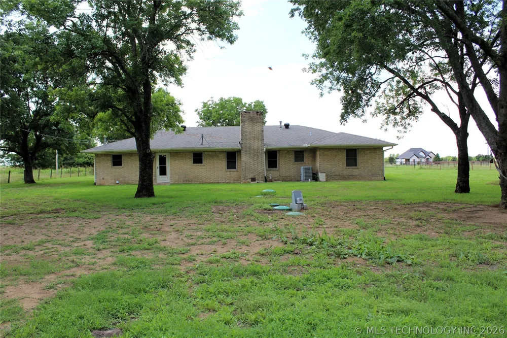 856 Sterret Road Calera, OK 74730