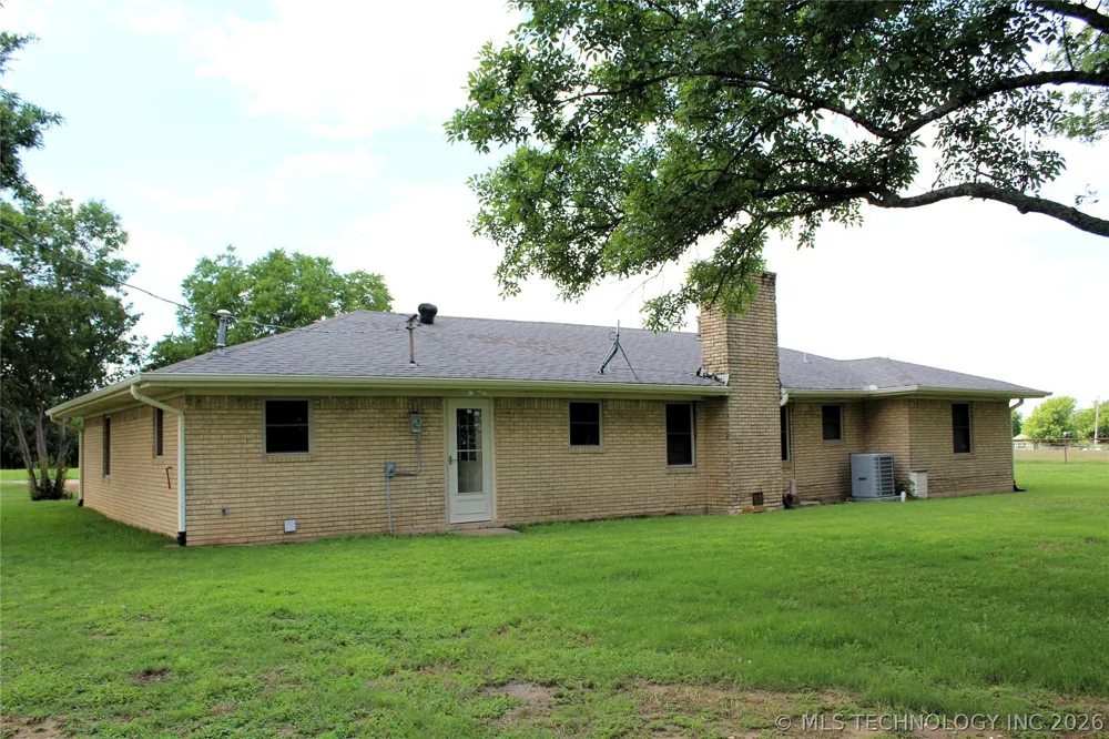 856 Sterret Road Calera, OK 74730