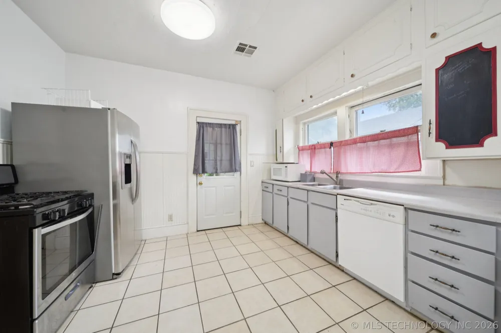 1414 E 8th Street Okmulgee, OK 74447