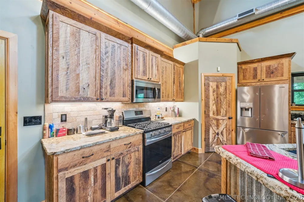 18751 EW 21 ROAD Nowata, OK 74048