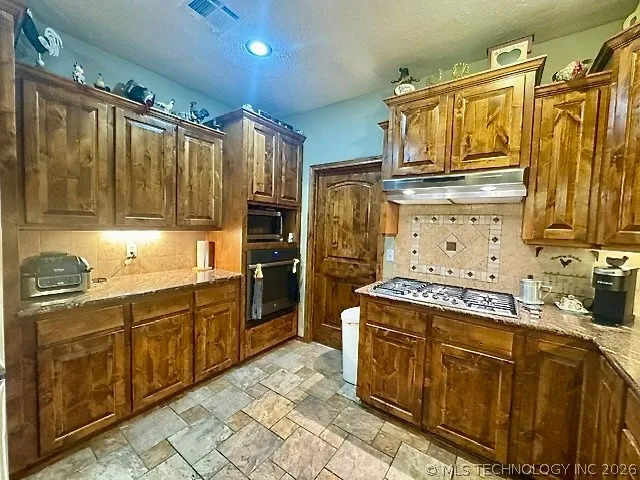 3079 W Folsom Atoka, OK 74533