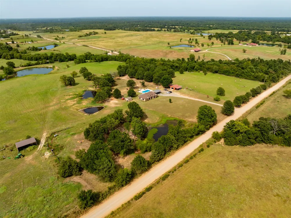 3079 W Folsom Atoka, OK 74533
