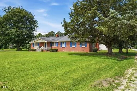 30 Boykin Road Clinton, NC 28328