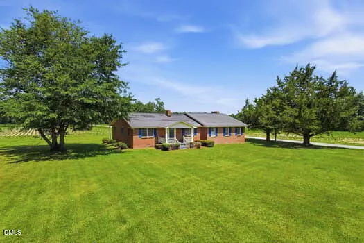 30 Boykin Road Clinton, NC 28328